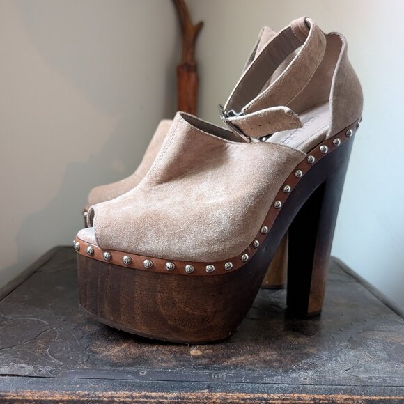 SCHUTZ Shoes - SCHUTZ Kendra Platform Heels